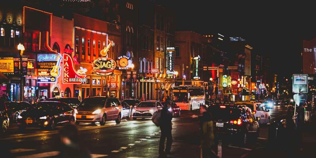 Exploring Nashville’s Legendary Country Music Scene