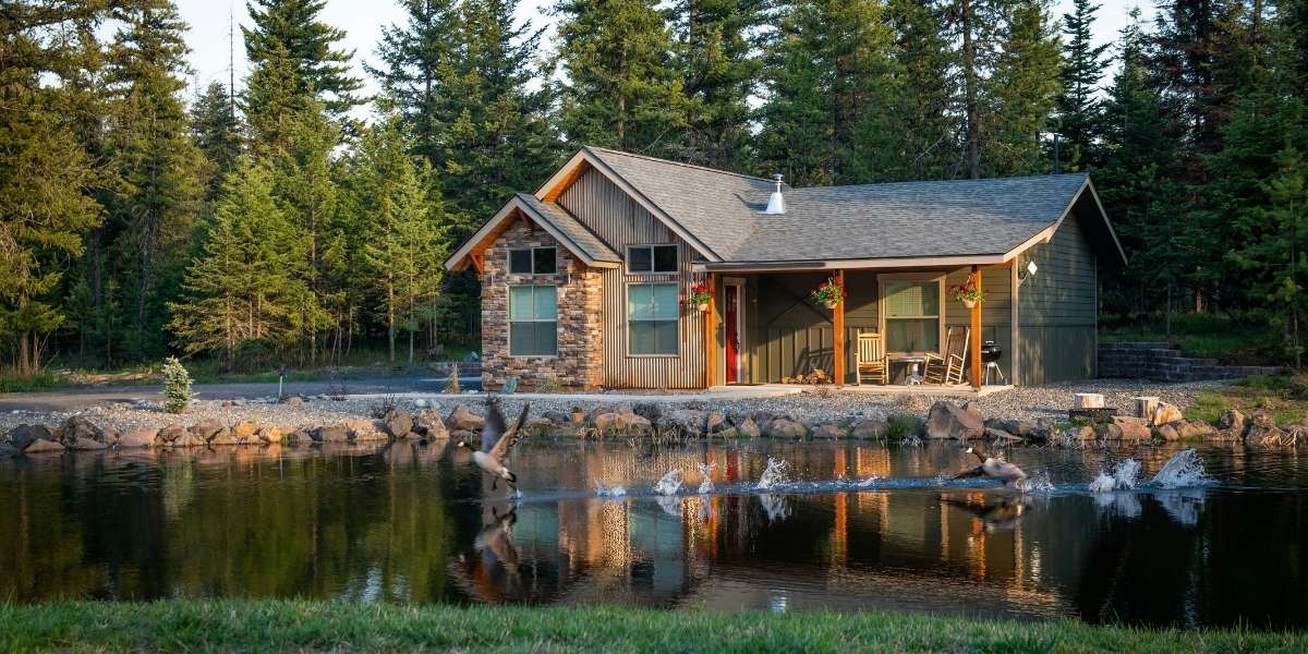 How Airbnb is Reshaping Travel and City Landscapes
