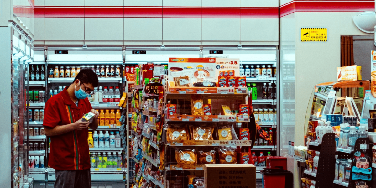 Exploring the Global Appeal of Small Convenience Stores: Why They're So Popular